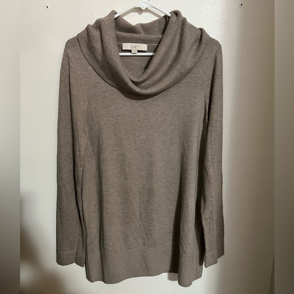 ANN TAYLOR LOFT Classic Cowl Neck Knit Casual‎ Sweater Tan Women's Size Large